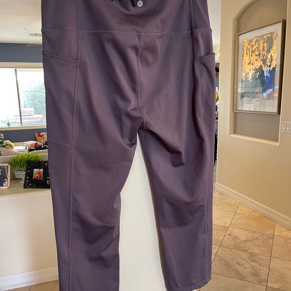 Women’s RBX XL Dusty Eggplant Yoga Pants/Leggings - Picture 4 of 4